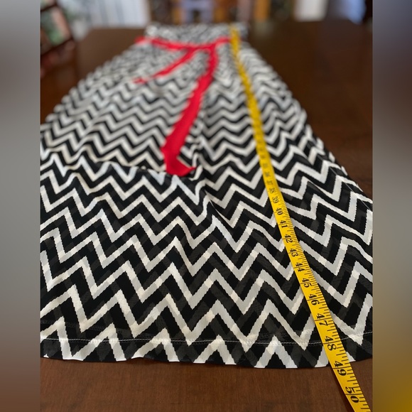 YETTS maxi dress with black & white chevron - Picture 7 of 7